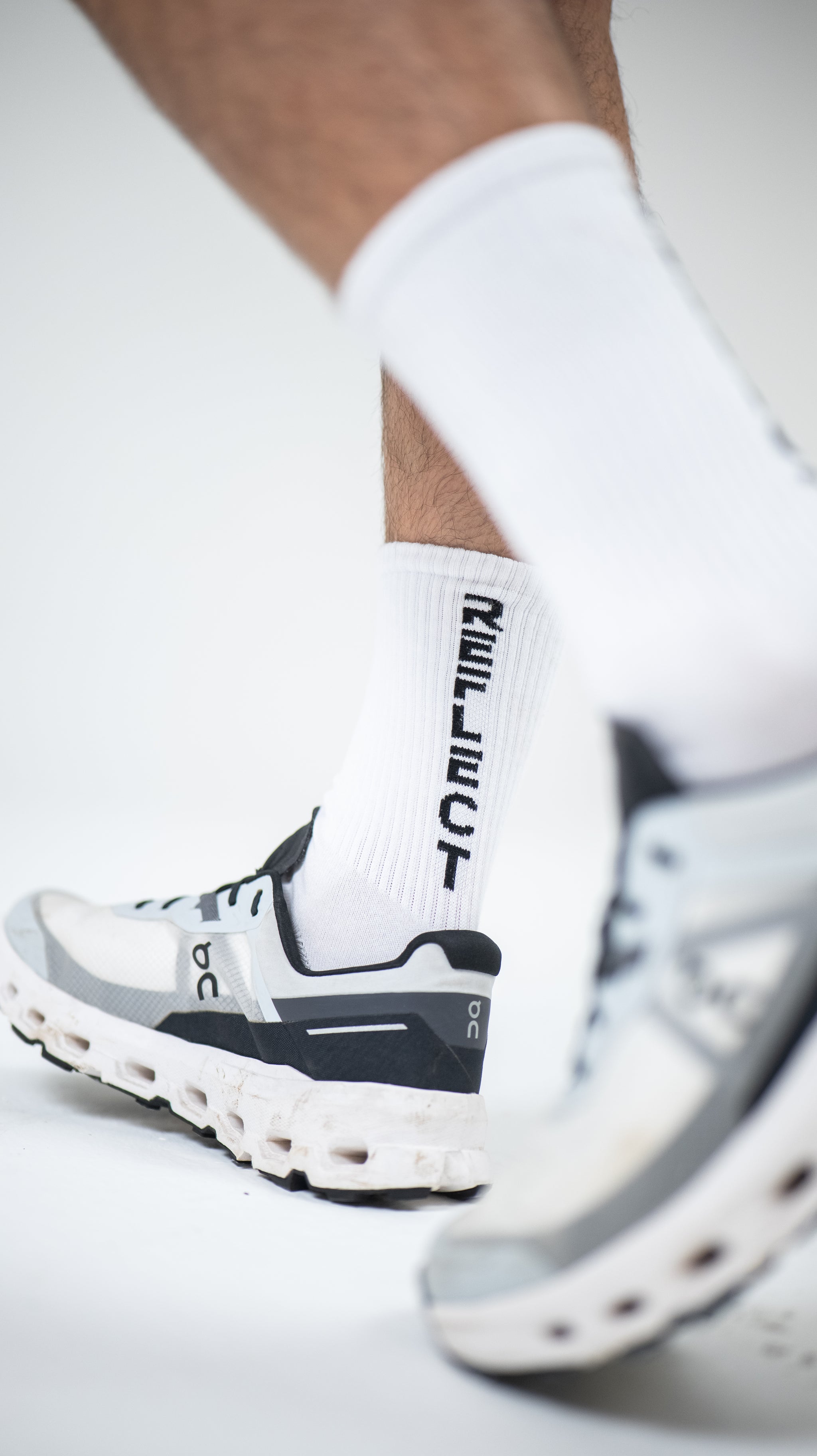 Vertical ribbed back sock - White